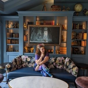 Meet your Posher, Nikki